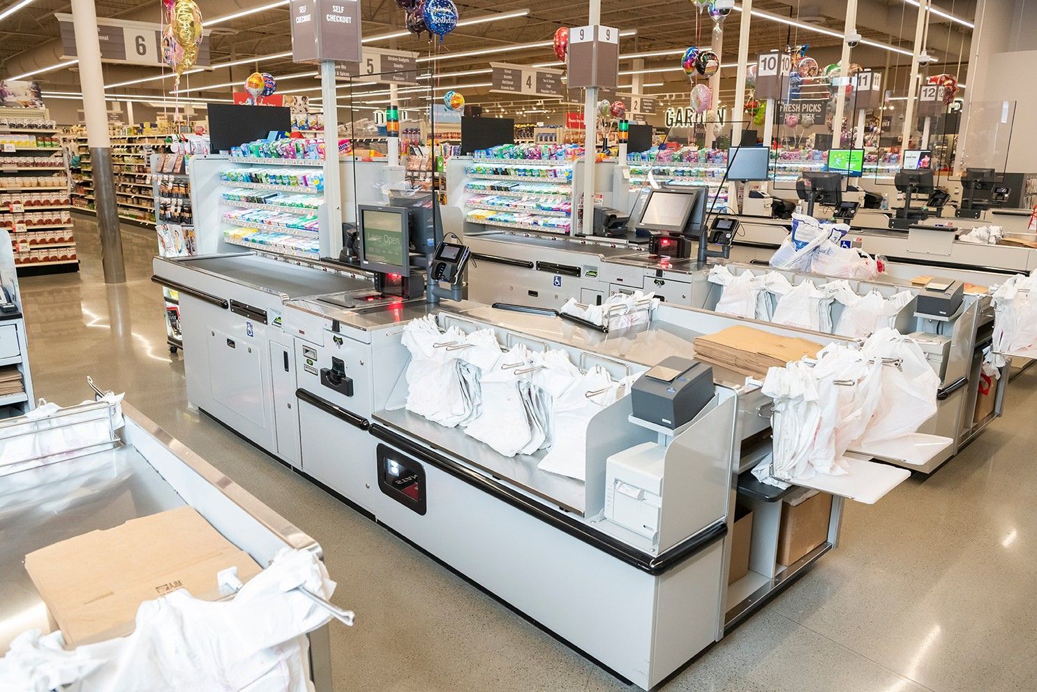 What Features Should a Grocery POS System Include?